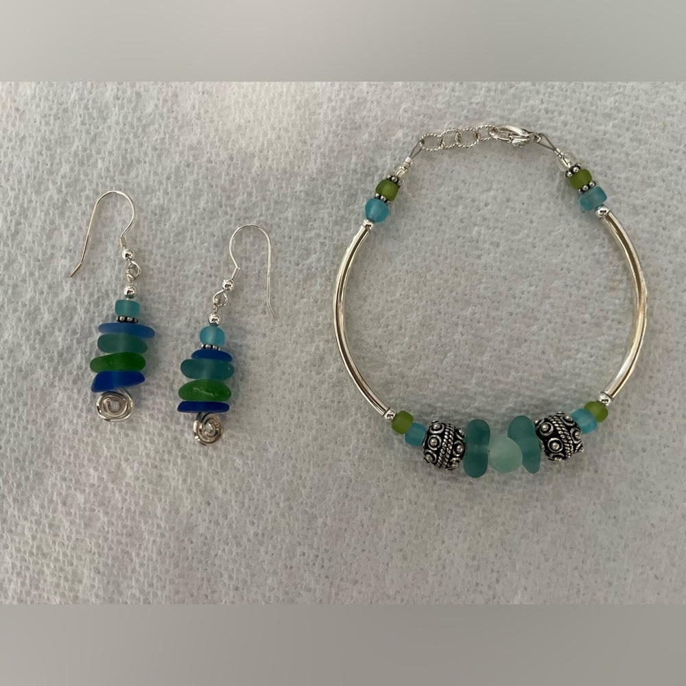 Silver and Seaglass Bracelet & Necklace Set